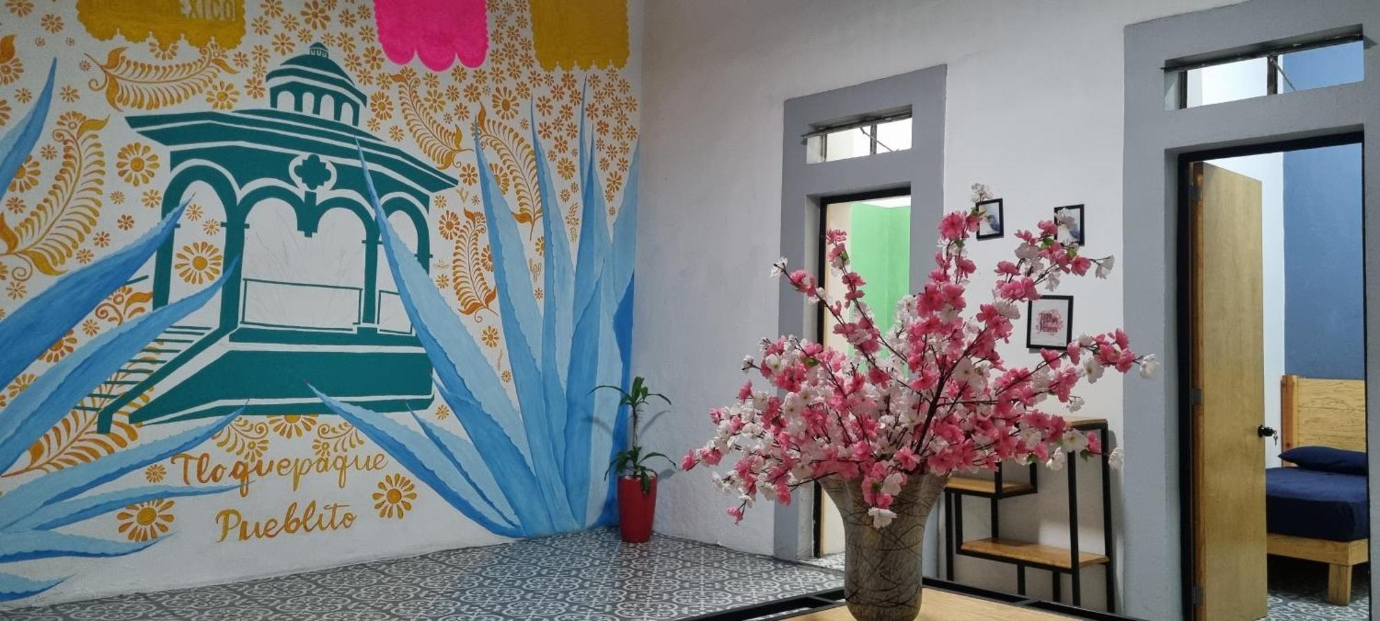 Tlaquepaque Pueblito Hotel Luaran gambar
